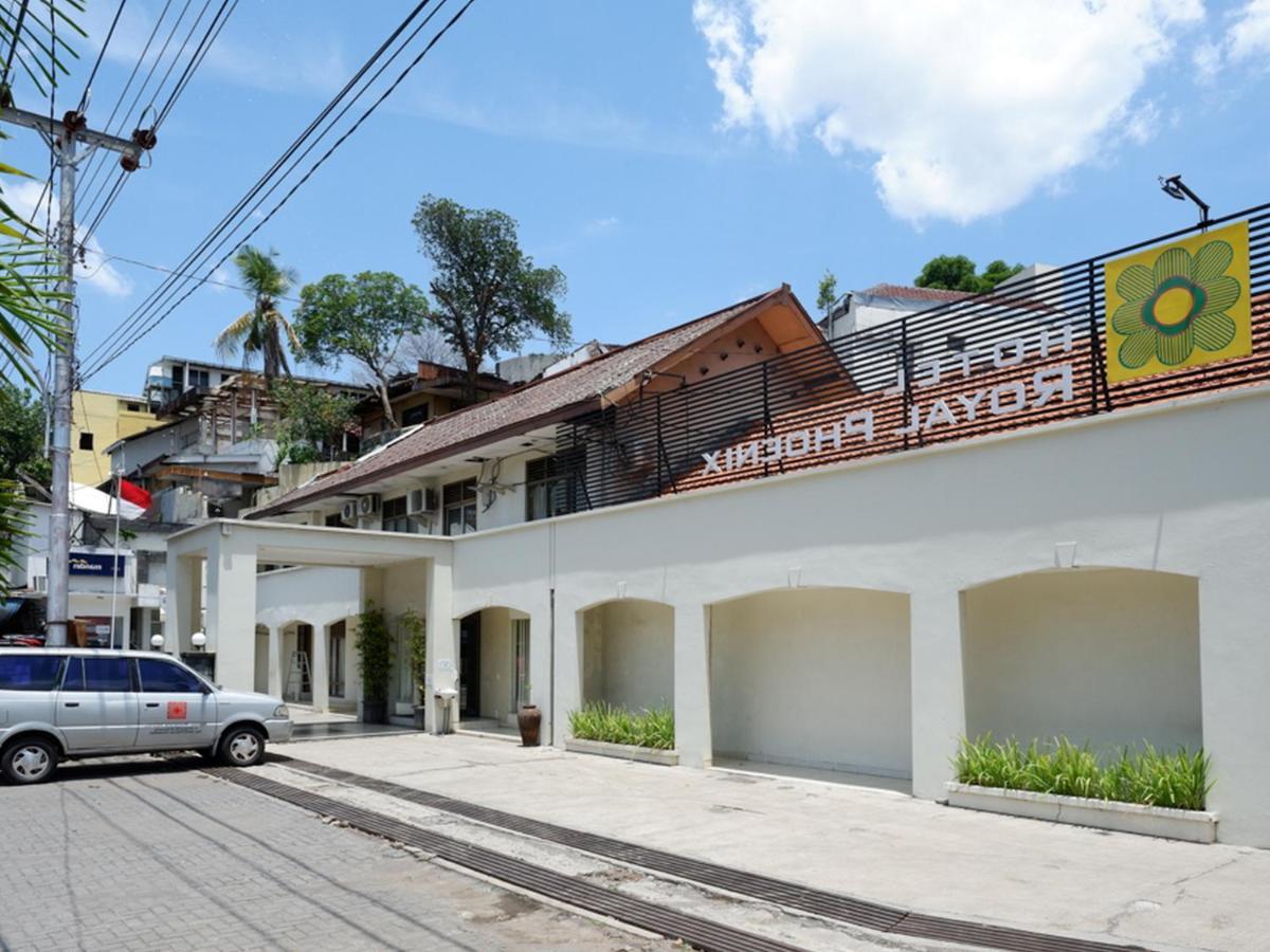 Reddoorz At Jalan Sriwijaya Semarang Hotel Exterior photo